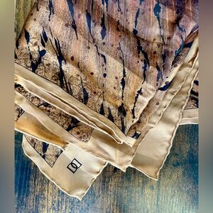 Bloomingdale’s Silk Scarf Brown Tan Abstract Oblong 20x61